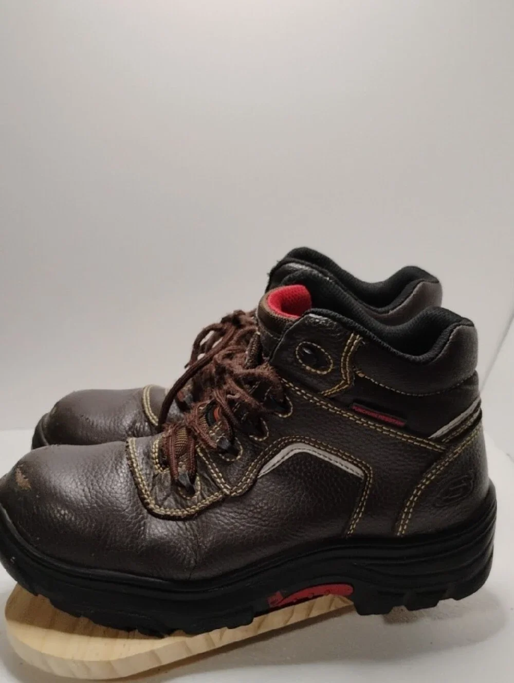 Skechers Men’s Dark Brown Lace-Up Work Boots